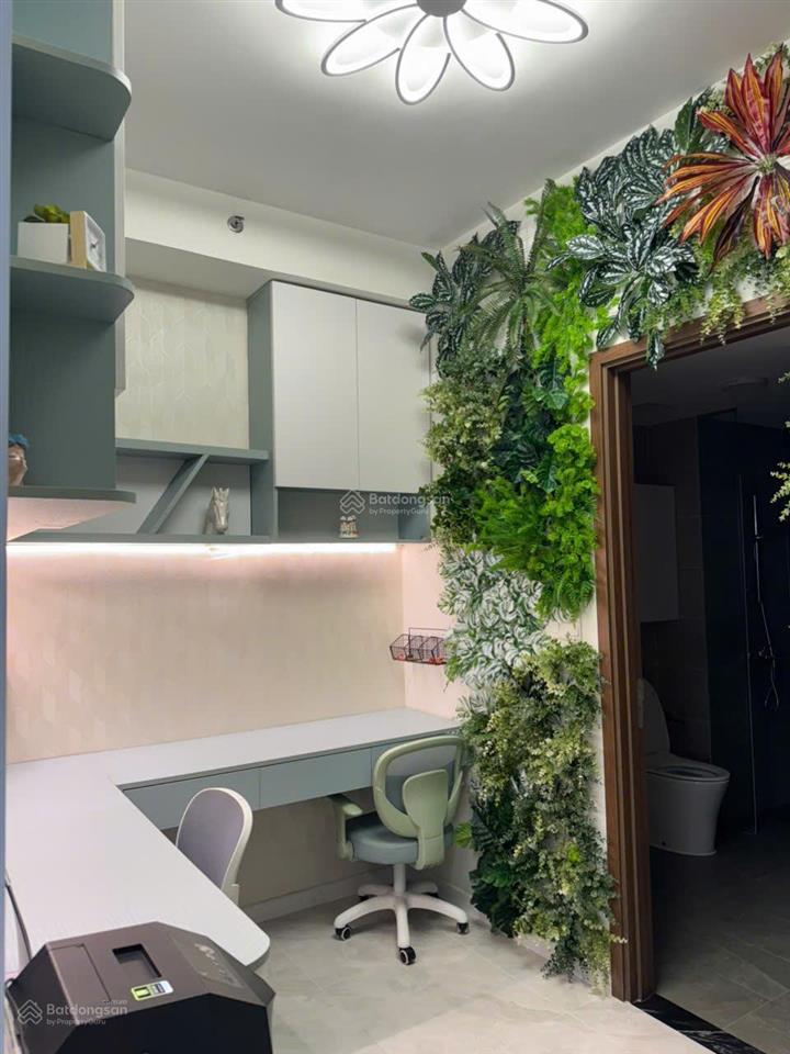 Bán ch 3pn giá siêu tốt tại res green tower, 5,050 tỷ, 83m2, 3 pn, có sổ hồng,  0919 335 ***