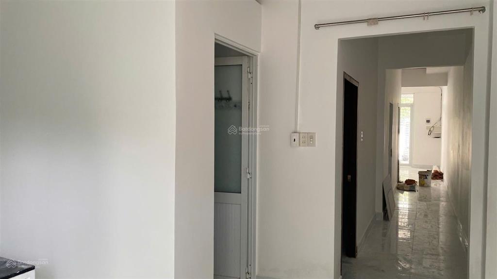 Hẻm lương định của đường thông phú nông