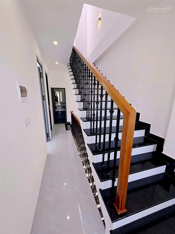 Nhà 3 tầng phường tây nha trang