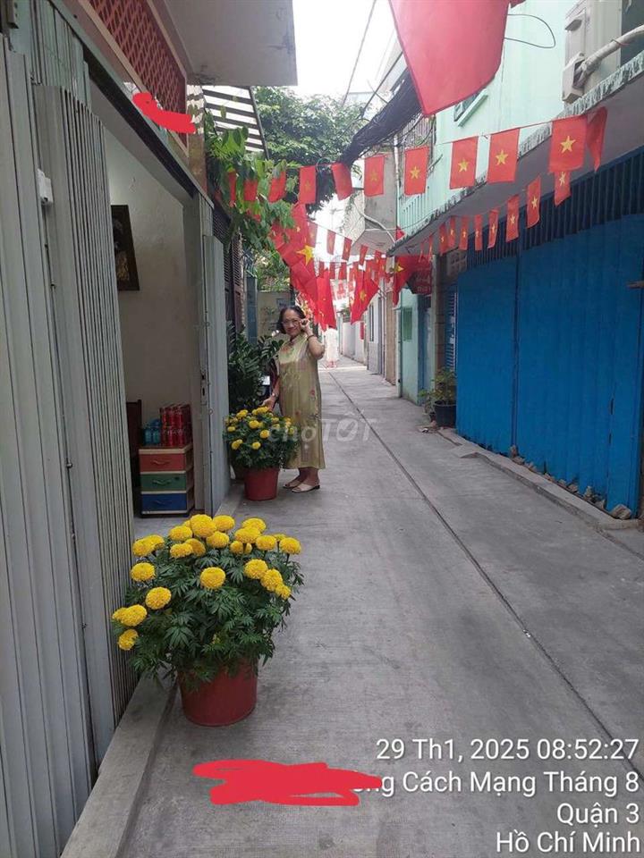 CẦN BÁN NHÀ NGAY TRUNG TÂM Q3