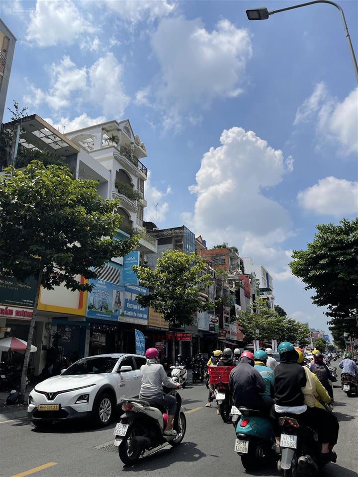 Mặt tiền tô hiến thành cạnh big c 4x20m, nhà 5 lầu st vị trí đẹp kd sầm uất giá 27 tỷ tl