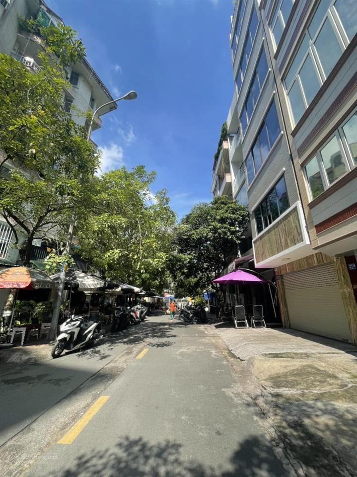 Mặt tiền hùng vương 4.5x16m, nhà 5 tầng vỉa hè rộng 8m gần an đông plaza, vị trí đẹp giá 22 tỷ tl