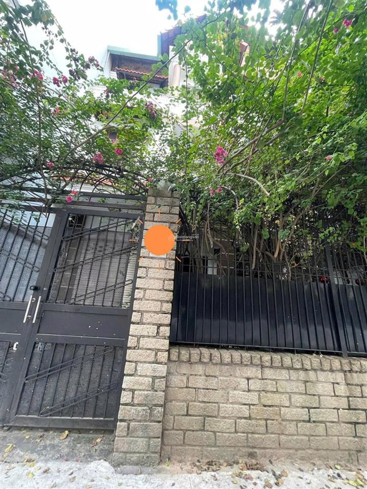 Nhà hxh 8m lý chính thắng 8x18m, 3 lầu khu vực đẹp ngay hai bà trưng, giá 35 tỷ tl