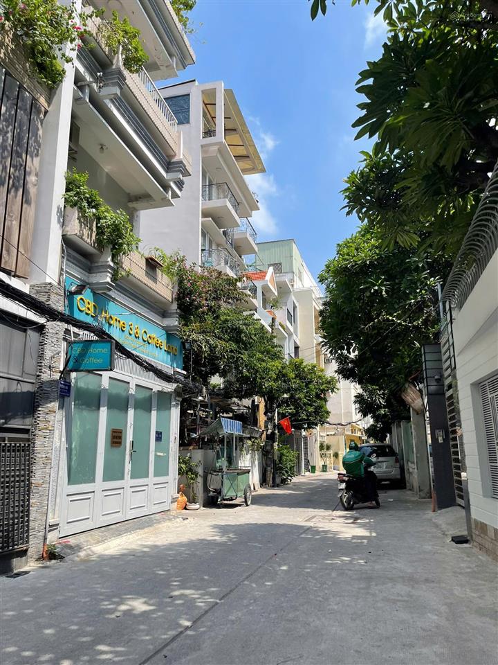Nhà hxh 8m lý chính thắng 8x18m, 3 lầu khu vực đẹp ngay hai bà trưng, giá 35 tỷ tl