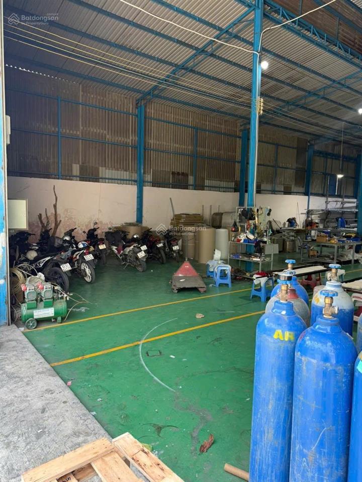 Chính chủ cho thuê xưởng hà huy giáp p thạnh lọc.dt 650m