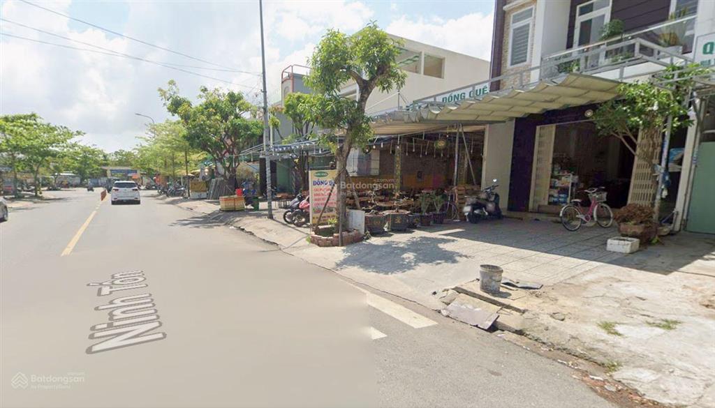 Chính chủ cần bán đất ninh tốn ngay trường học và chợ, đường 10m5 vỉa hè 7m5 có tl