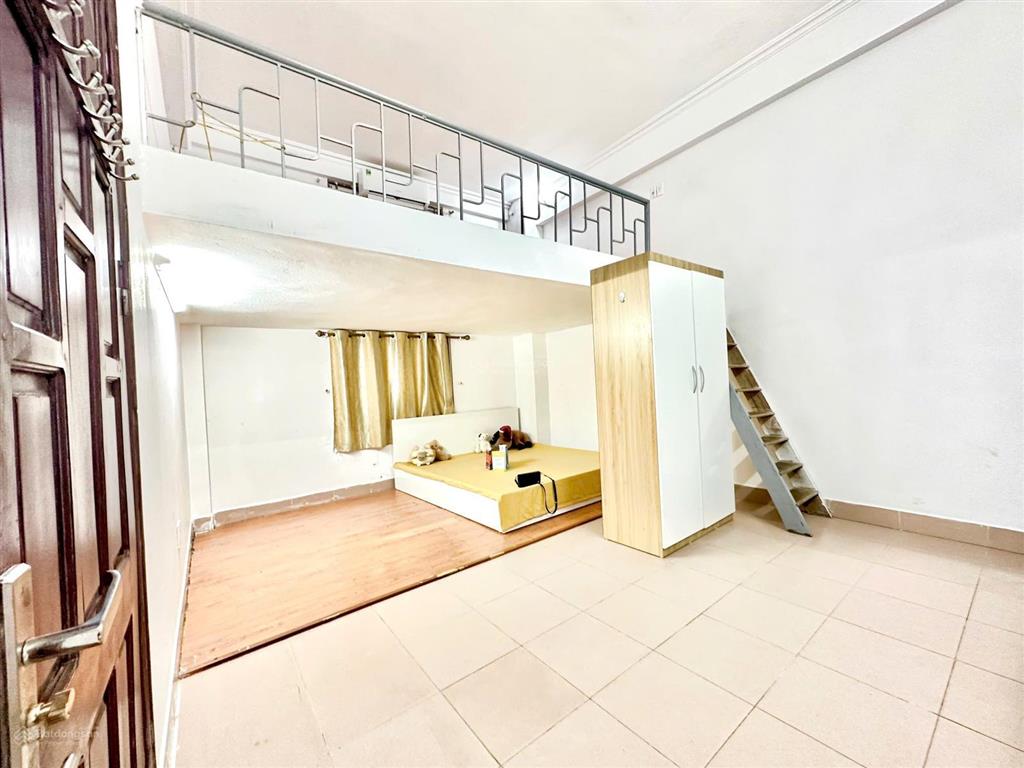 Phòng trọ ccmn gác xép 192 yên hòa cạnh chùa cót