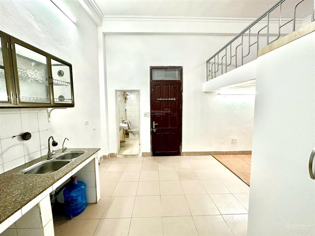 Phòng trọ ccmn gác xép 192 yên hòa cạnh chùa cót