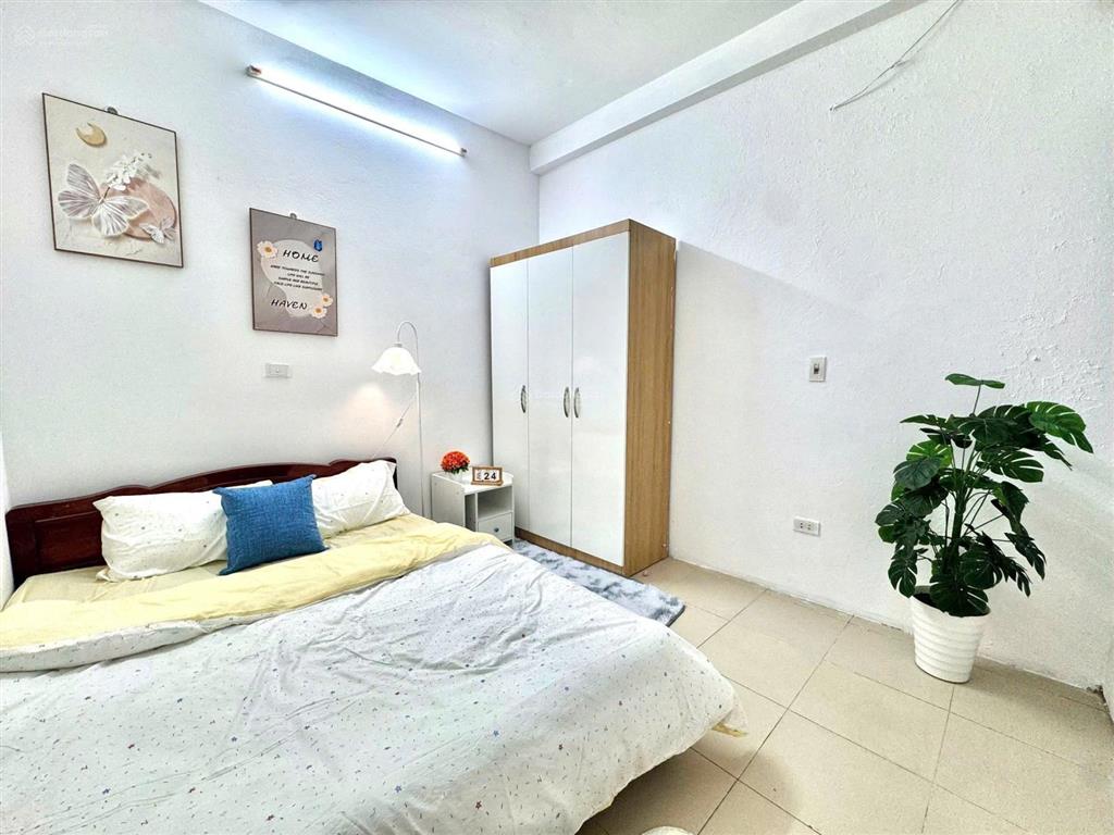 Phòng full đồ máy giặt riêng 322 mỹ đình ban công
