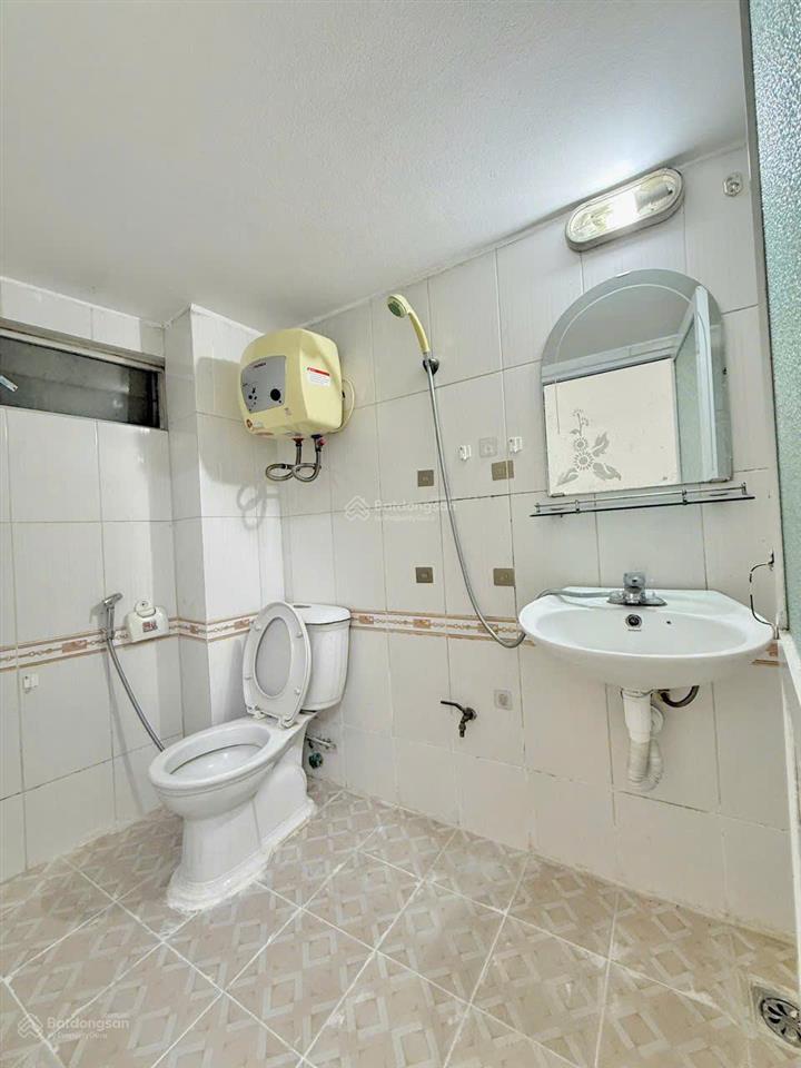 Phòng cửa sổ thoáng 49 chính kinh, thanh xuân
