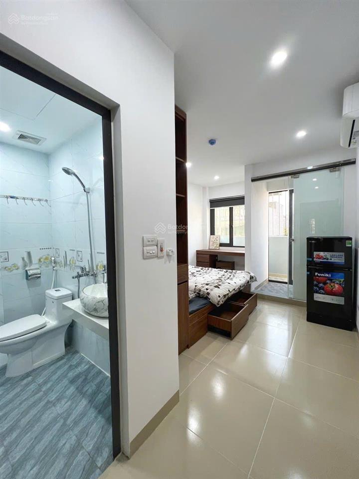 Phòng đủ đồ máy giặt riêng 61 bằng liệt, ban công thoáng