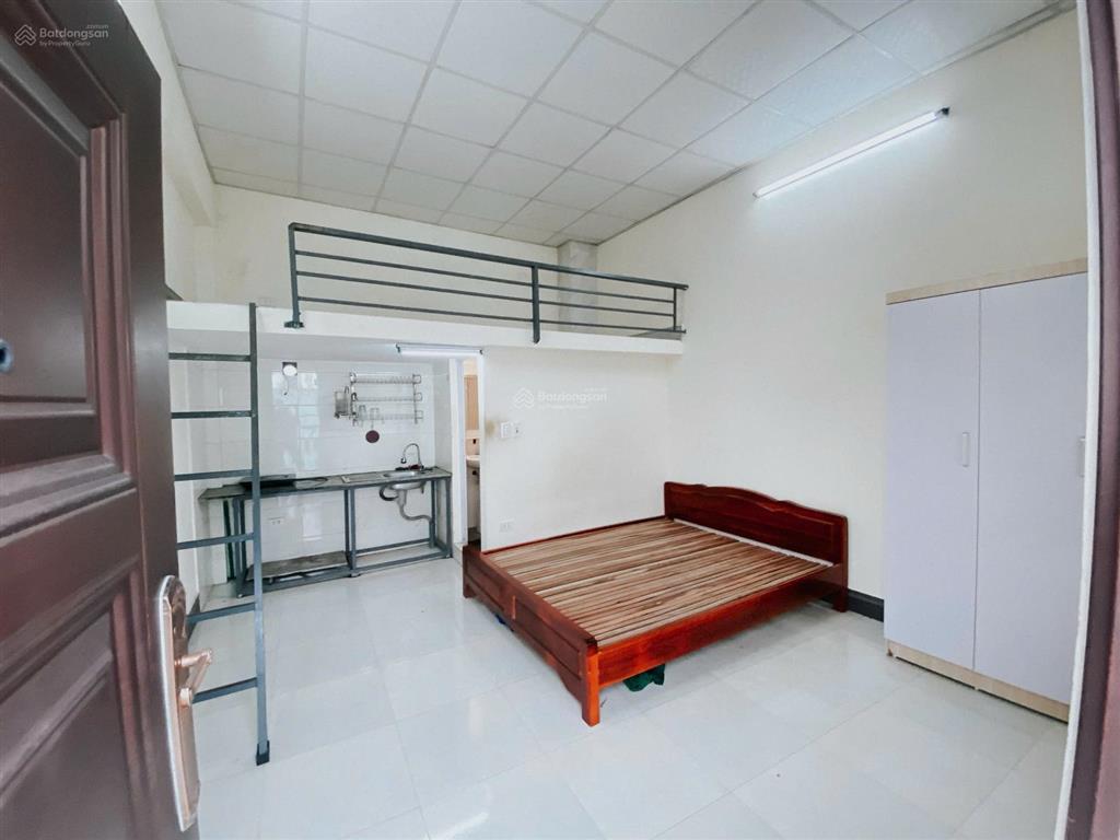 Phòng cửa sổ thoáng 255 cầu giấy 3tr7