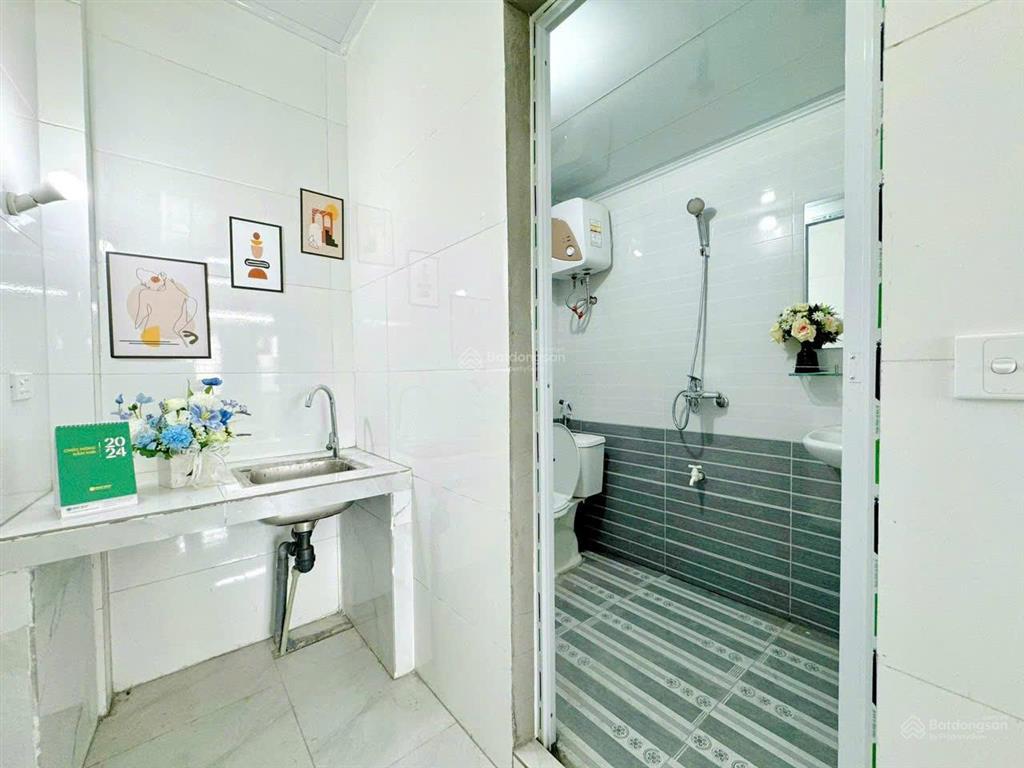 Phòng trọ 521 cổ nhuế nhận xe điện 3tr3