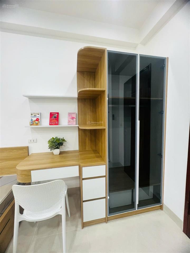 Phòng đủ đồ máy giặt riêng 347 cổ nhuế