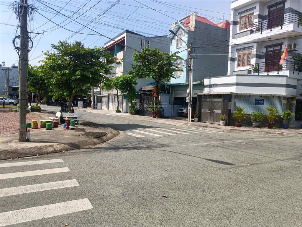 Bán nhà mặt phố tại mt đường d4, lái thiêu, 129m2, view đẹp, giá siêu hời
