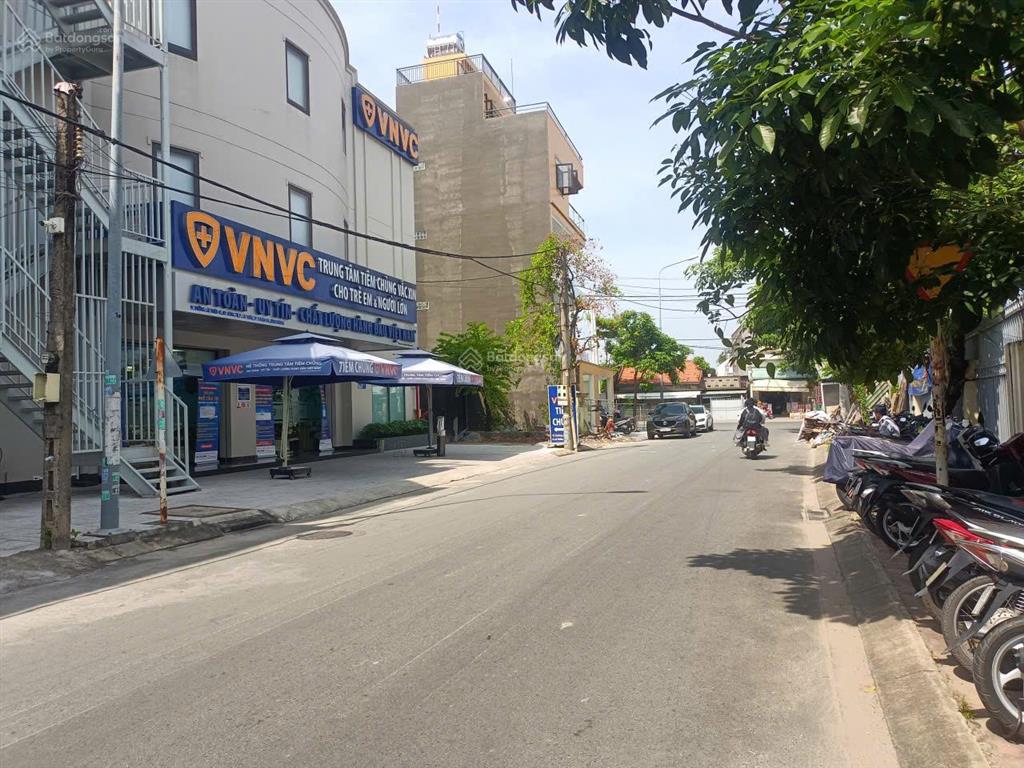Bán nhà mặt phố tại mt đường d4, lái thiêu, 129m2, view đẹp, giá siêu hời