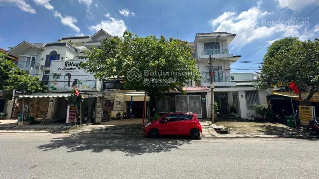 Đất giá rẻ 3,7 tỷ đường số 25  khu bên sông hiệp bình chánh!!!!