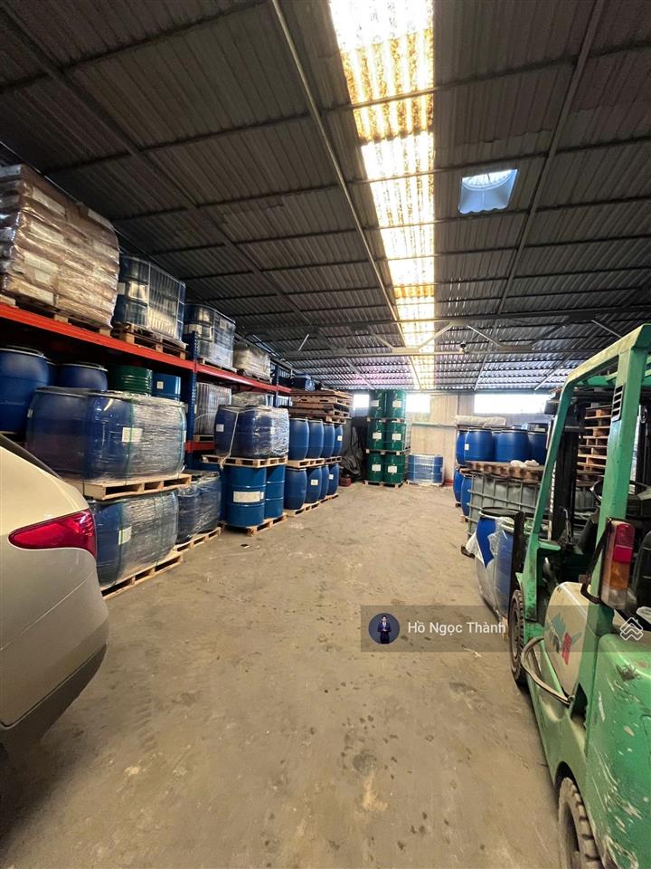 Nhà 253m2 ngang 7m  mt đỗ xuân hợp q2  cần bán gấp