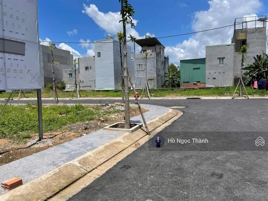 Bán đất 50,6 m2 trung tâm long bình quận 9