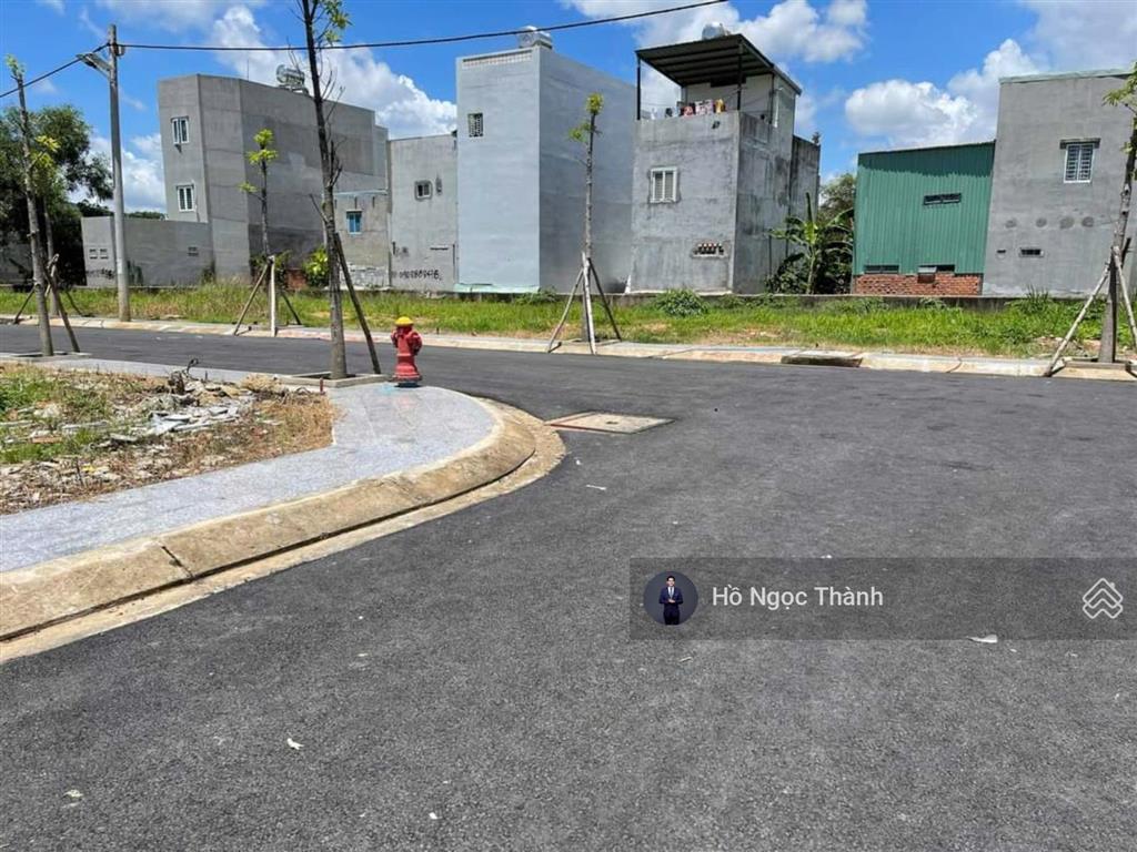 Bán đất 50,6 m2 trung tâm long bình quận 9