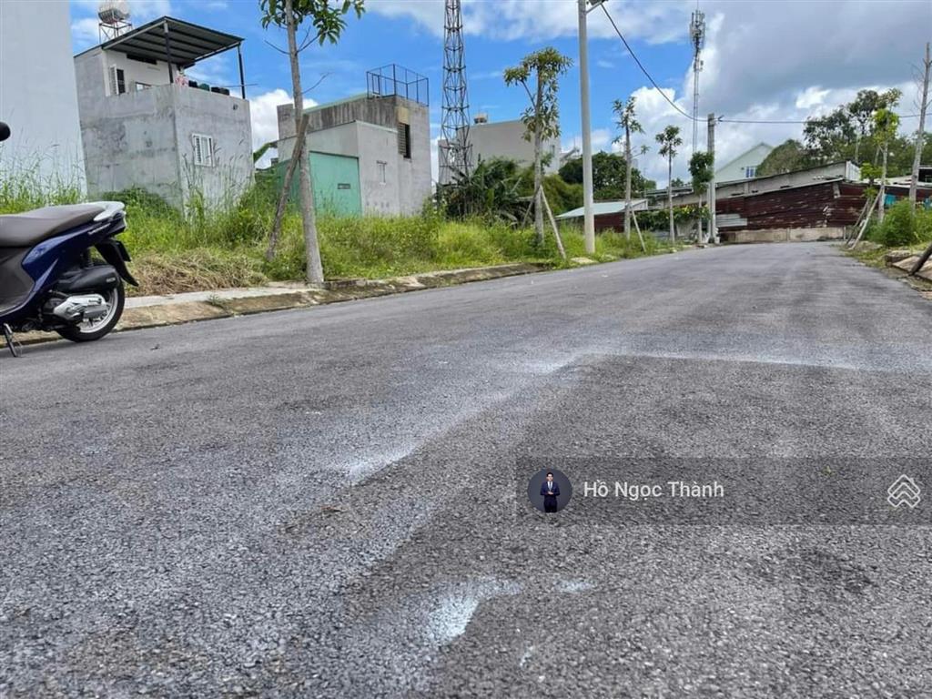Bán đất 50,6 m2 trung tâm long bình quận 9
