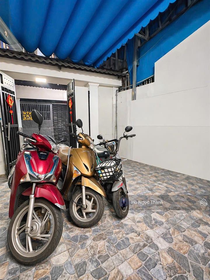 Giảm 500tr còn 5.8 tỷ bán nhà linh tây thủ đức giá tốt khu vực