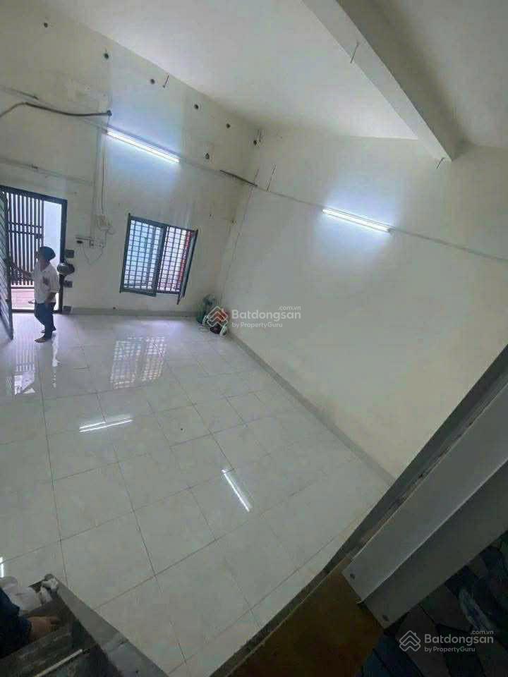 Nhà gần mặt tiền đỗ xuân hợp phước long b cần bán nhanh cho ai cần