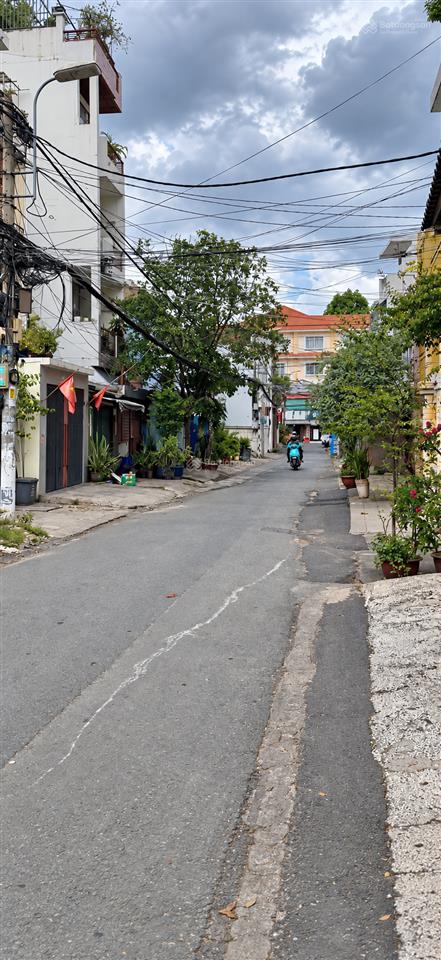 Bán nhà phố 3 tầng đường nguyễn an ninh, bình thạnh 5 phòng ngủ, 2 hẻm thông thoáng