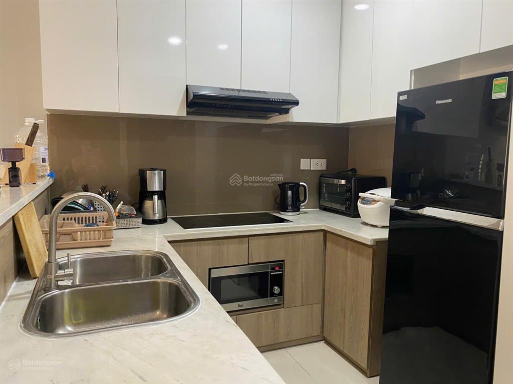 Bán nhanh căn 2pn |65m2| bvđ quận 4, giá bán 7tỷ2 total  full nội thất  alo hoàng 0901 995 ***