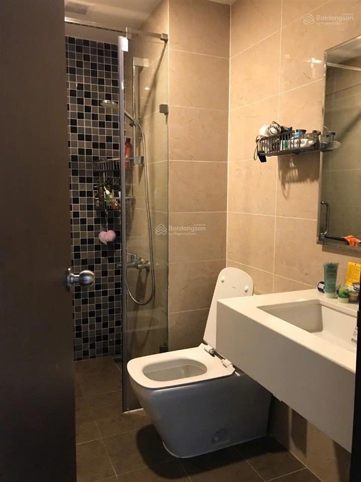 Bán nhanh tresor  căn 2pn 1wc 65m2 giá bán 6tỷ95  full nội thất như hình  alo hoàng 0901 995 ***