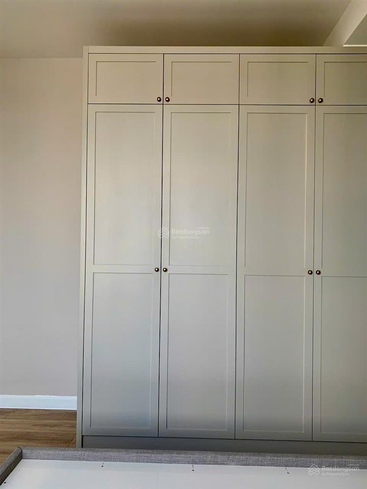 Cần bán căn 3pn tresor  trục mt bến vân đồn |110m2| giá 12,6tỷ  full nội thất   0901 995 ***
