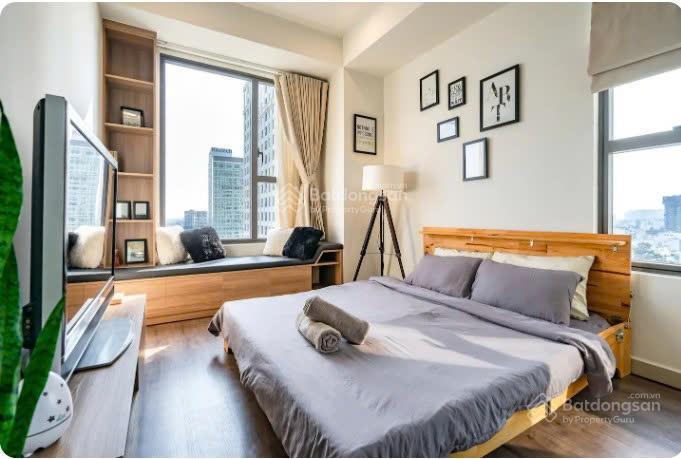 Bán nhanh tresor căn 1pn 50m2 (officetel) giá bán 5tỷ5  sẵn hđ thuê dài hạn  alo hoàng 0901 995 ***
