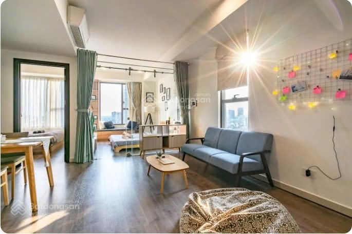 Bán nhanh tresor căn 1pn 50m2 (officetel) giá bán 5tỷ5  sẵn hđ thuê dài hạn  alo hoàng 0901 995 ***