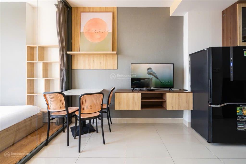 Chủ nhà cần bán nhanh căn studio river gate  33m2  view thoáng  3tỷ6   0901 995 ***