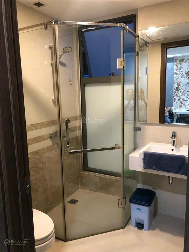 Bán căn hộ saigon royal 2pn 2wc giá 6,8 tỷ giá tốt view nội khu   0901 995 ***
