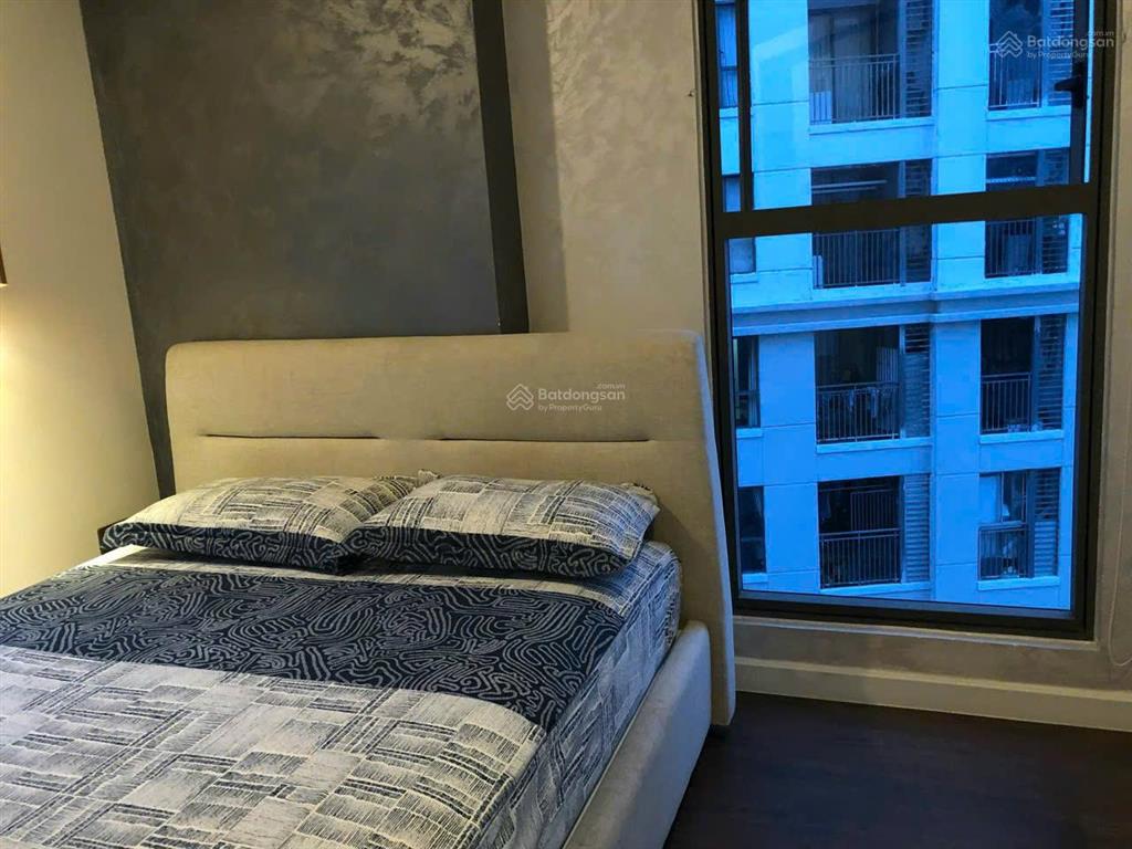 Bán căn hộ saigon royal 2pn 2wc giá 6,8 tỷ giá tốt view nội khu   0901 995 ***