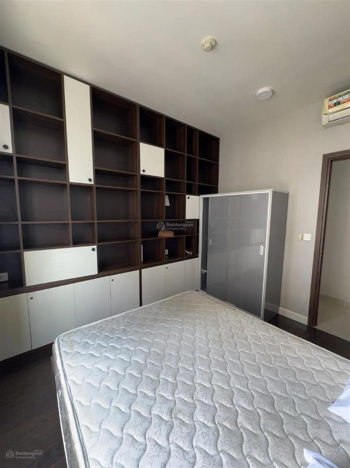Cho thuê c/c the tresor căn 3pn.2wc  view sông  full nội thất giá 25,5 triệu   0972 474 ***