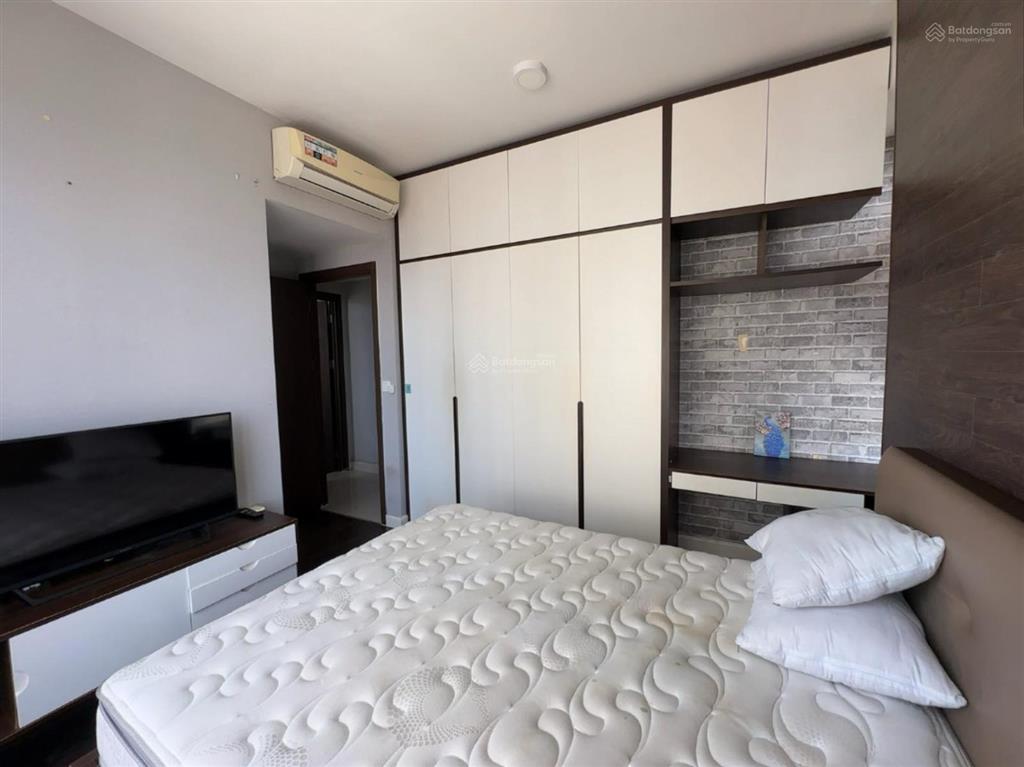 Cho thuê c/c the tresor căn 3pn.2wc  view sông  full nội thất giá 25,5 triệu   0972 474 ***