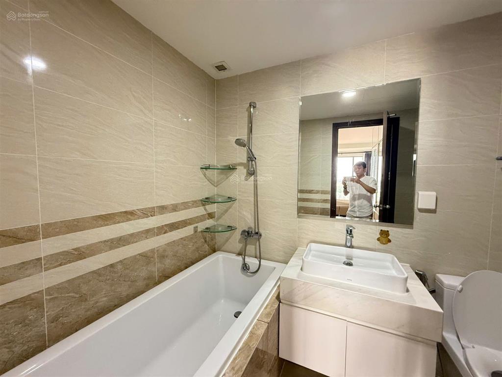 Cho thuê căn hộ saigon royal q4 88m2 2pn.2wc view sông landmark 28.5 triệu/tháng  0972 474 ***