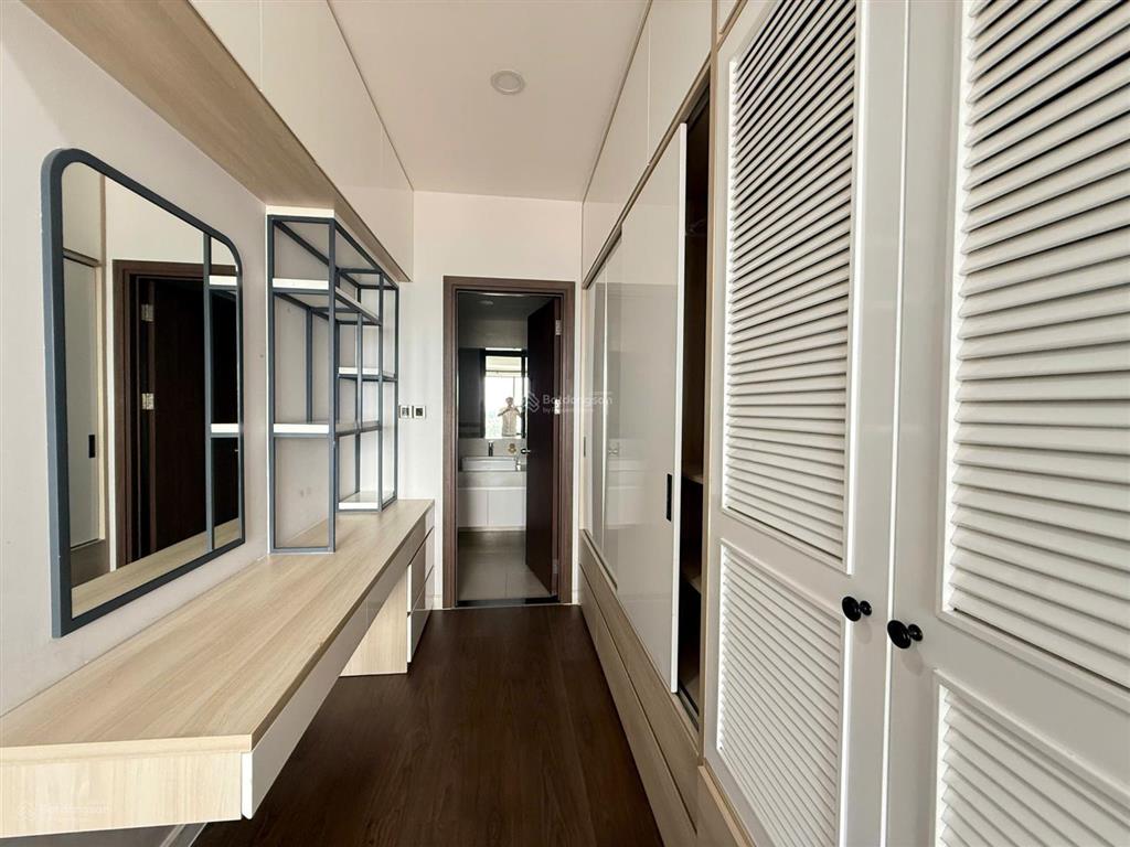 Cho thuê căn hộ saigon royal q4 88m2 2pn.2wc view sông landmark 28.5 triệu/tháng  0972 474 ***