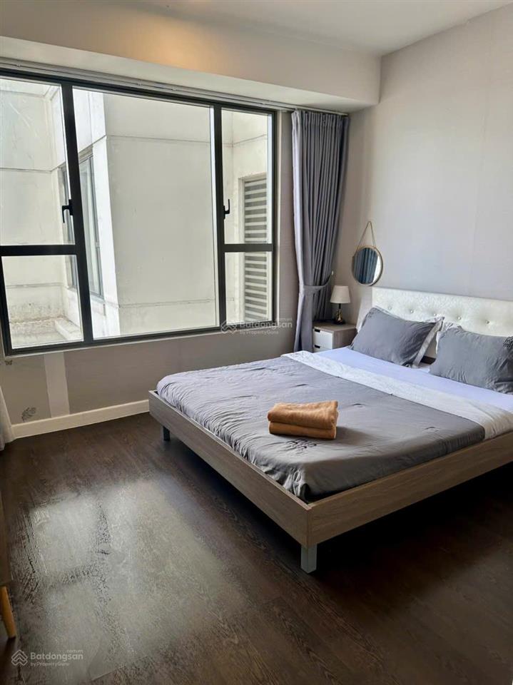 Ngắn/dài hạn! cho thuê cc tresor 65m2 2pn nội thất cao cấp view sông ngay q4  0972 474 ***