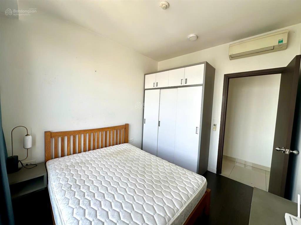 Cho thuê c/c the tresor căn 3pn, 2wc  view sông  full nội thất  giá 25 triệu   0972 474 ***