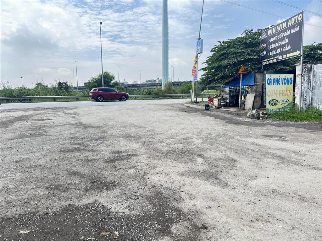 342m2 full thổ ngang 11m, đường võ chí công vào 30m giá bán 77tr/m2