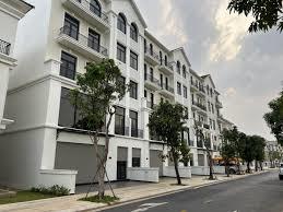 Nhà phố 5 tầng hoàn thiện có máy lạnh giá 30tr tại vinhomes quận 9