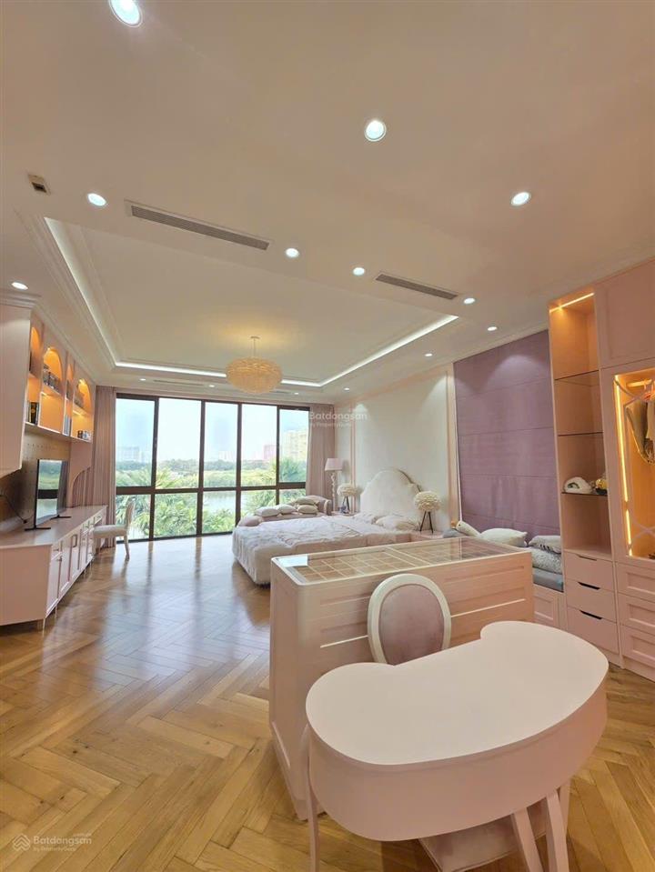 Bán villa hồ bơi gần biển vũng tàu, 200 m2 giá 18 tỷ