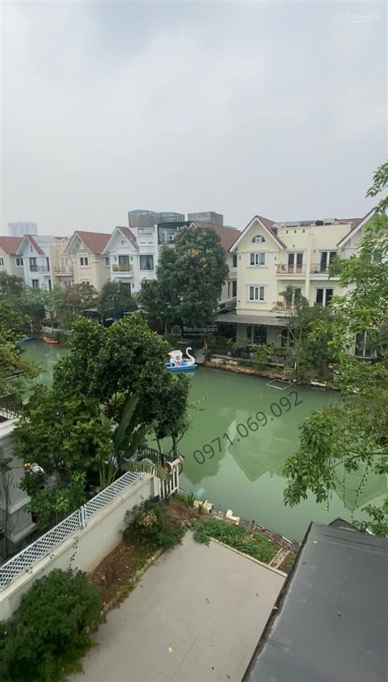 Cho thuê biệt thự vinhomes riverside mặt sông, phân khu hoa sữa, full nội thất