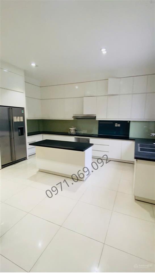 Cho thuê biệt thự vinhomes riverside mặt sông, phân khu hoa sữa, full nội thất