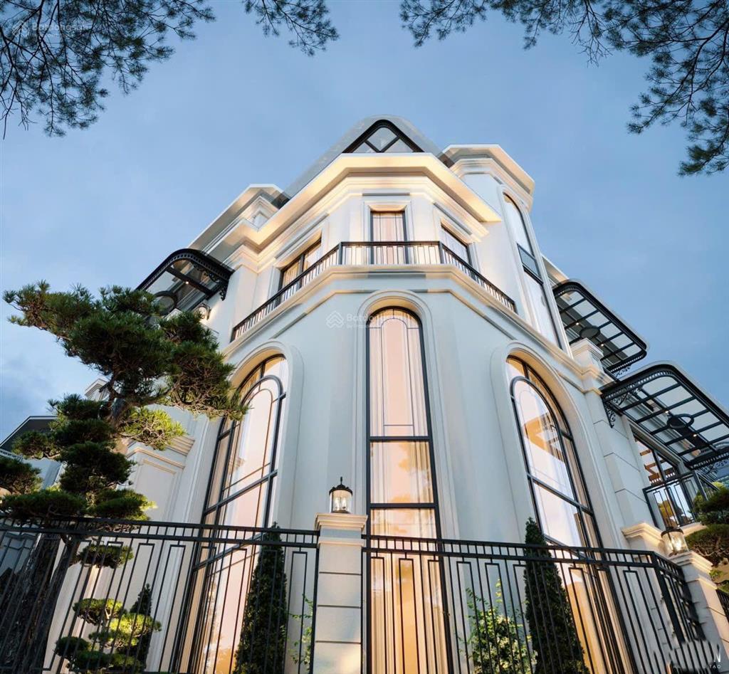 Chuyển nhượng biệt thự đơn lập góc ngọc trai mặt công viên vinhomes ocean park 1 gia lâm