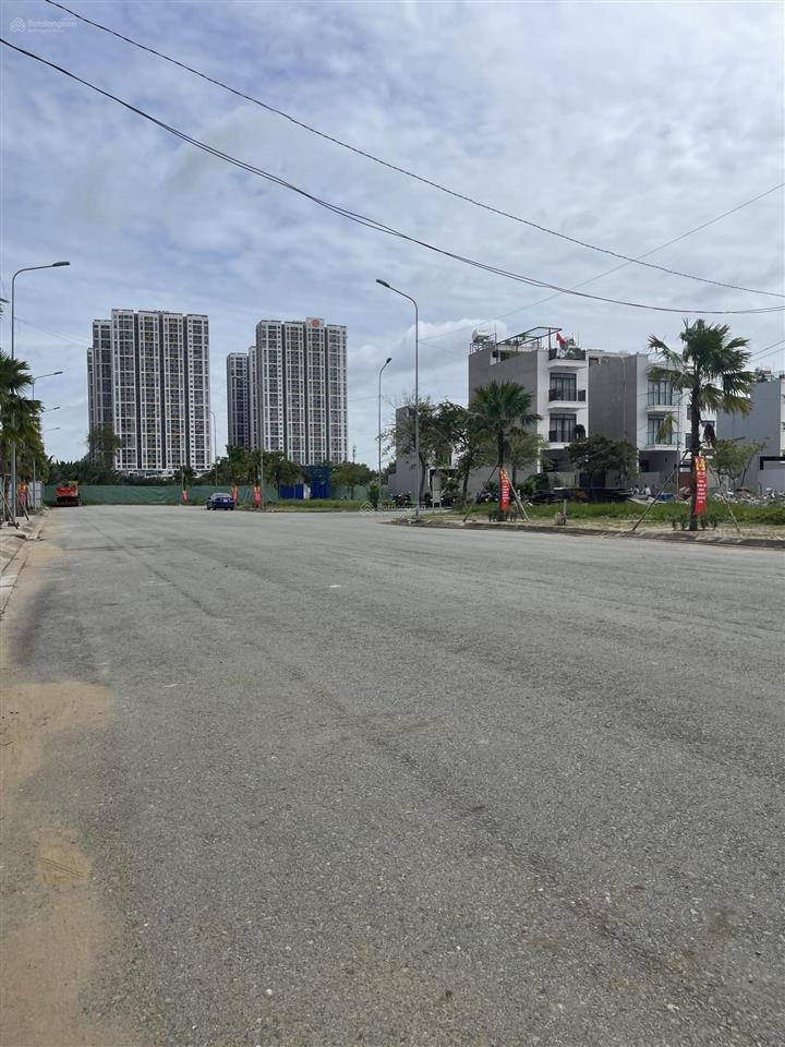 Đất đường đào trí 5x18=90m2 giá 7 tỷ