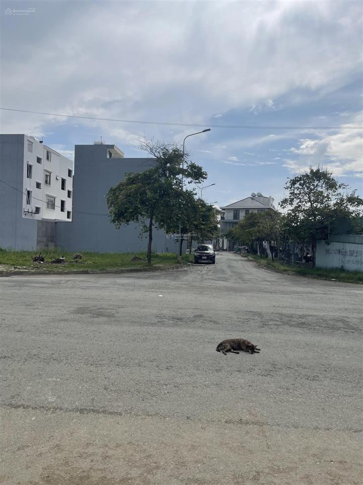 Mặt tiền đường đào trí, vị trí đẹp 5x18.5=93m2 giá 7.65 tỷ, khu an ninh, dân trí cao